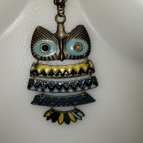 4 beautiful Necklaces - Picture 10 of 16